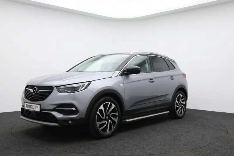 Opel Grandland X (2017)