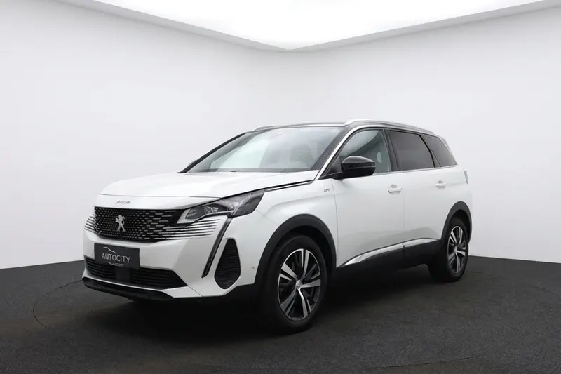 Peugeot 5008 (2024)