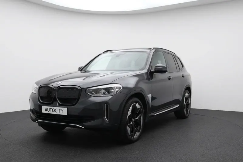 BMW iX3 (2021)