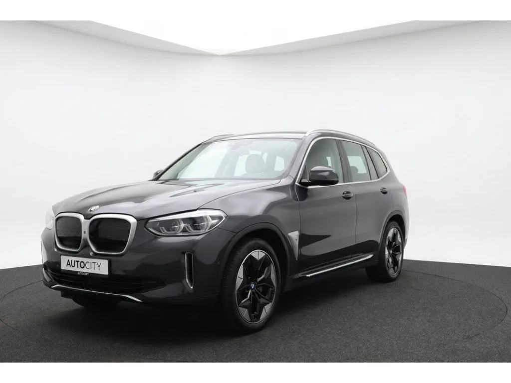 BMW iX3 (2021) — foto 1