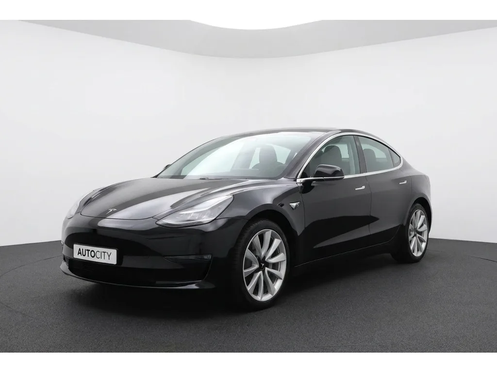 Tesla Model 3 (2019) — foto 1