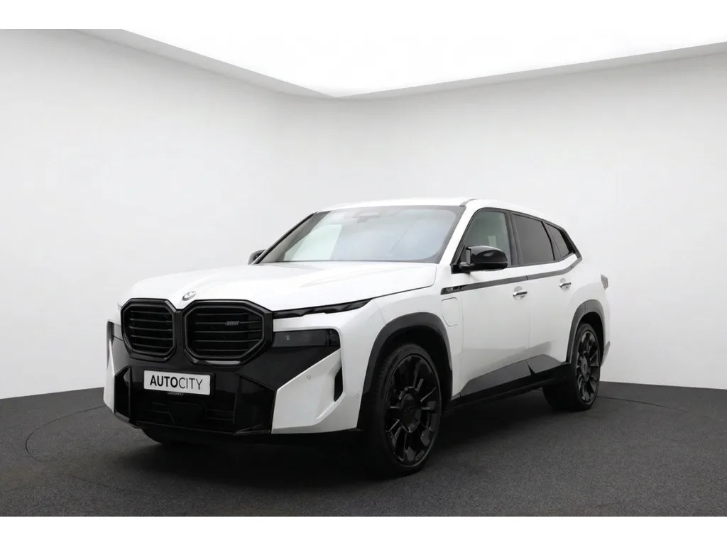 BMW XM (2024) — foto 1