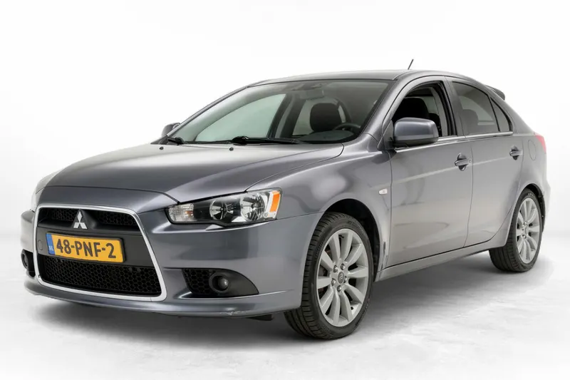 Mitsubishi Lancer (2011)