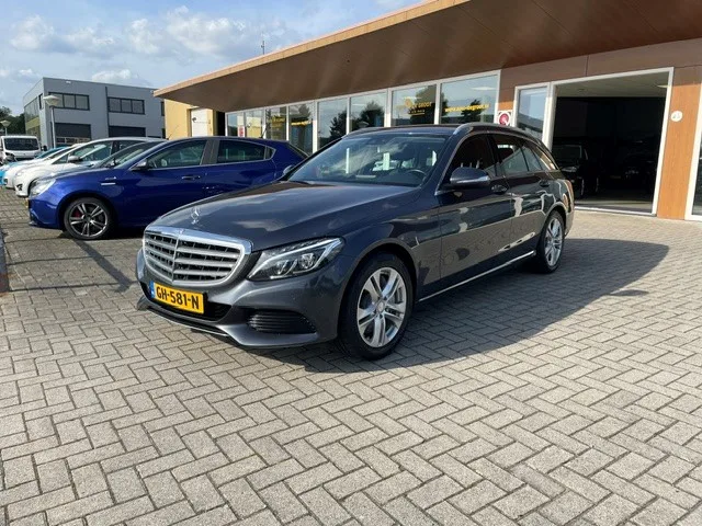 Mercedes-Benz C-Klasse (2015) — foto 1