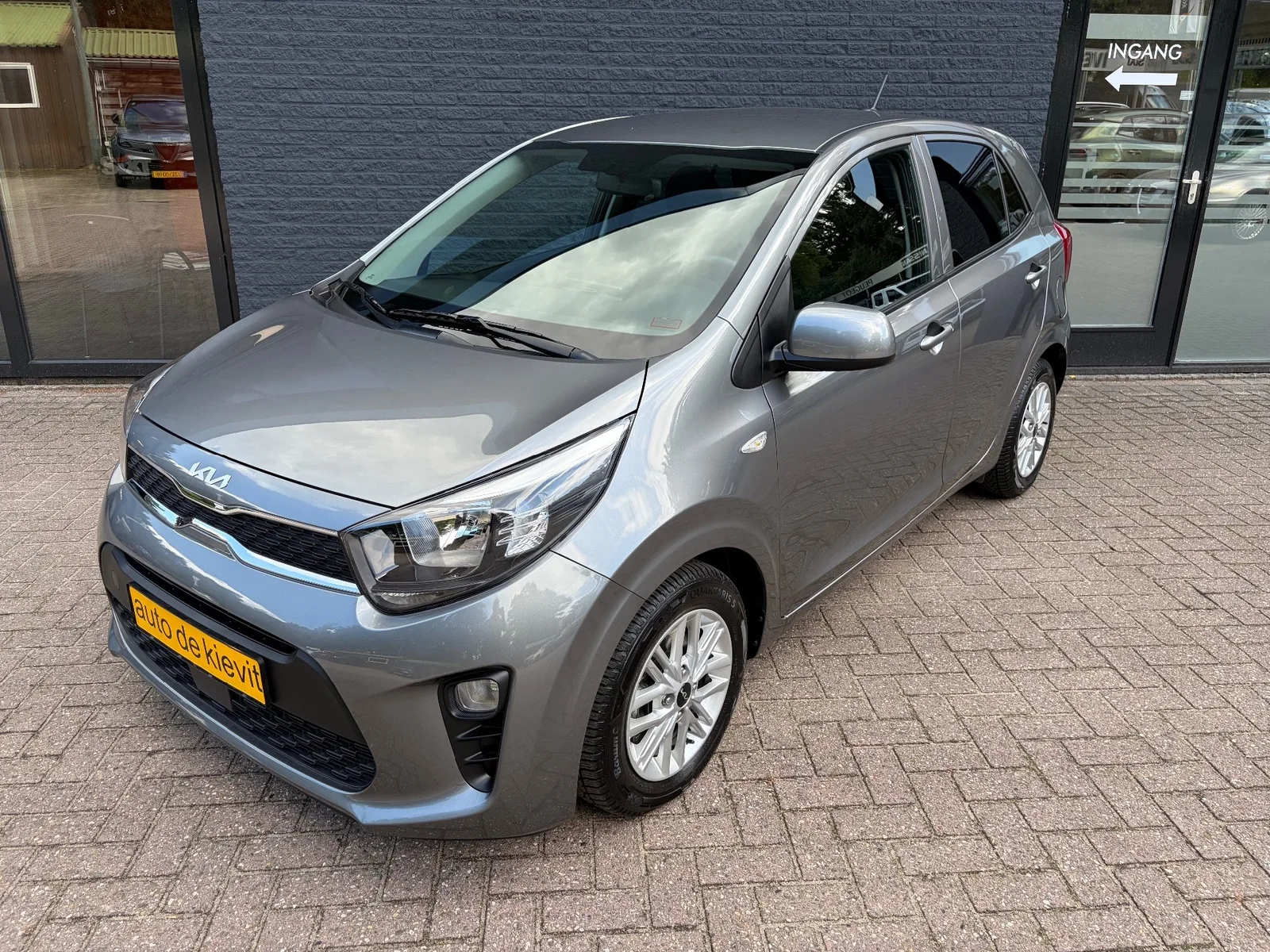 Kia Picanto (2022) — foto 1
