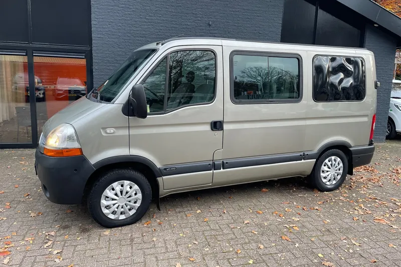 Renault Master (2009)
