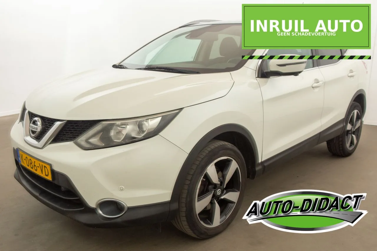 Nissan 1.6 Tekna Pano Navi Camera Clima (2015) — foto 1