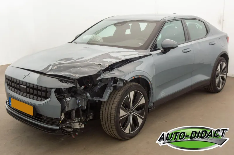 Polestar 2 (2023)
