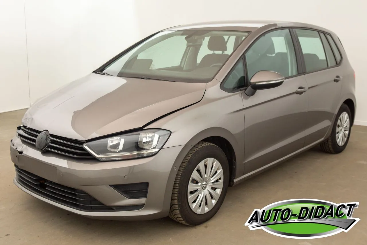 Volkswagen Golf Sportsvan (2016) — foto 1