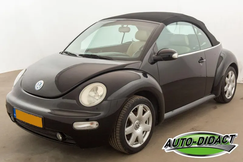 Volkswagen New Beetle (2003)