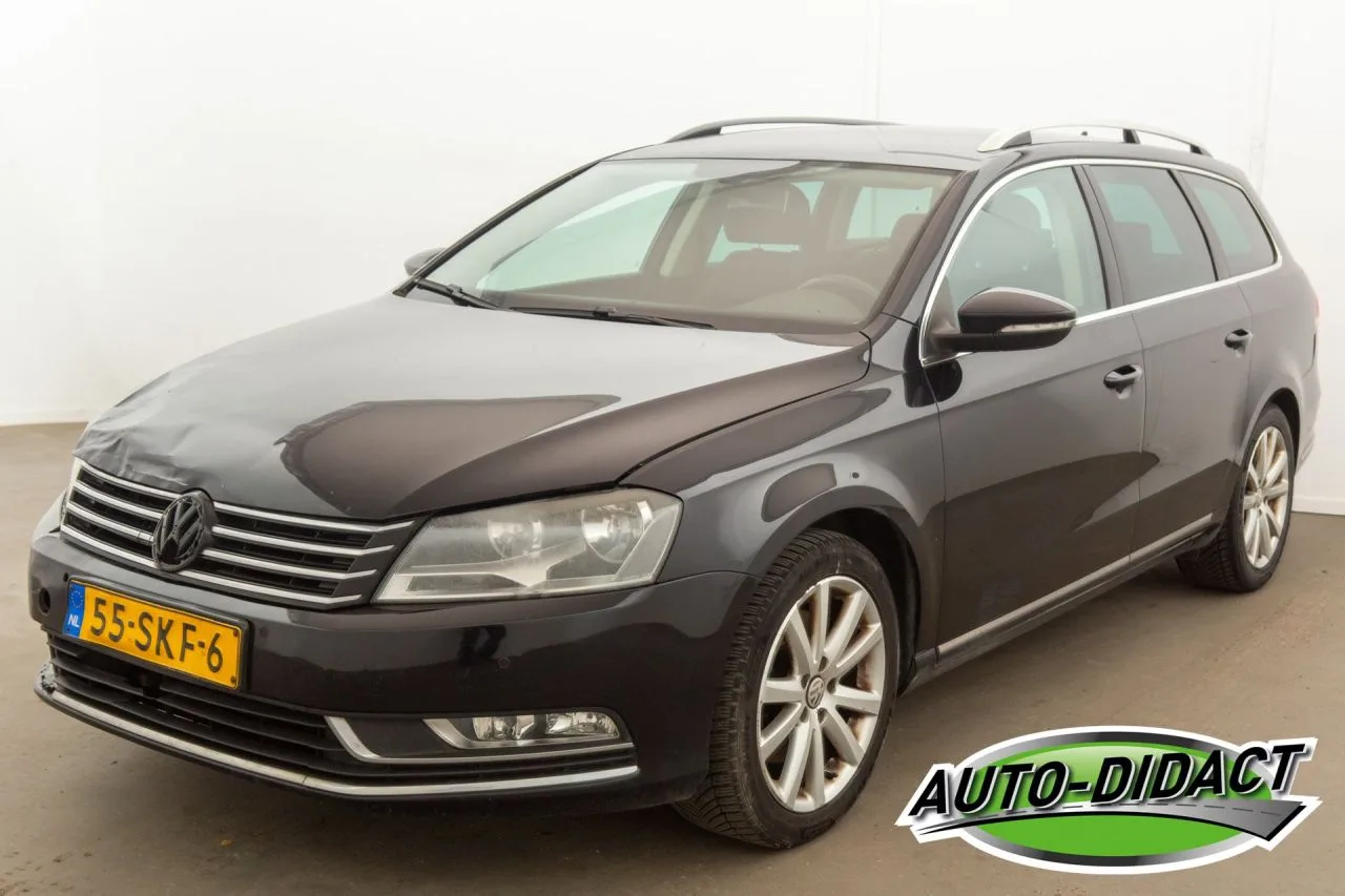 Volkswagen Passat (2011) — foto 1
