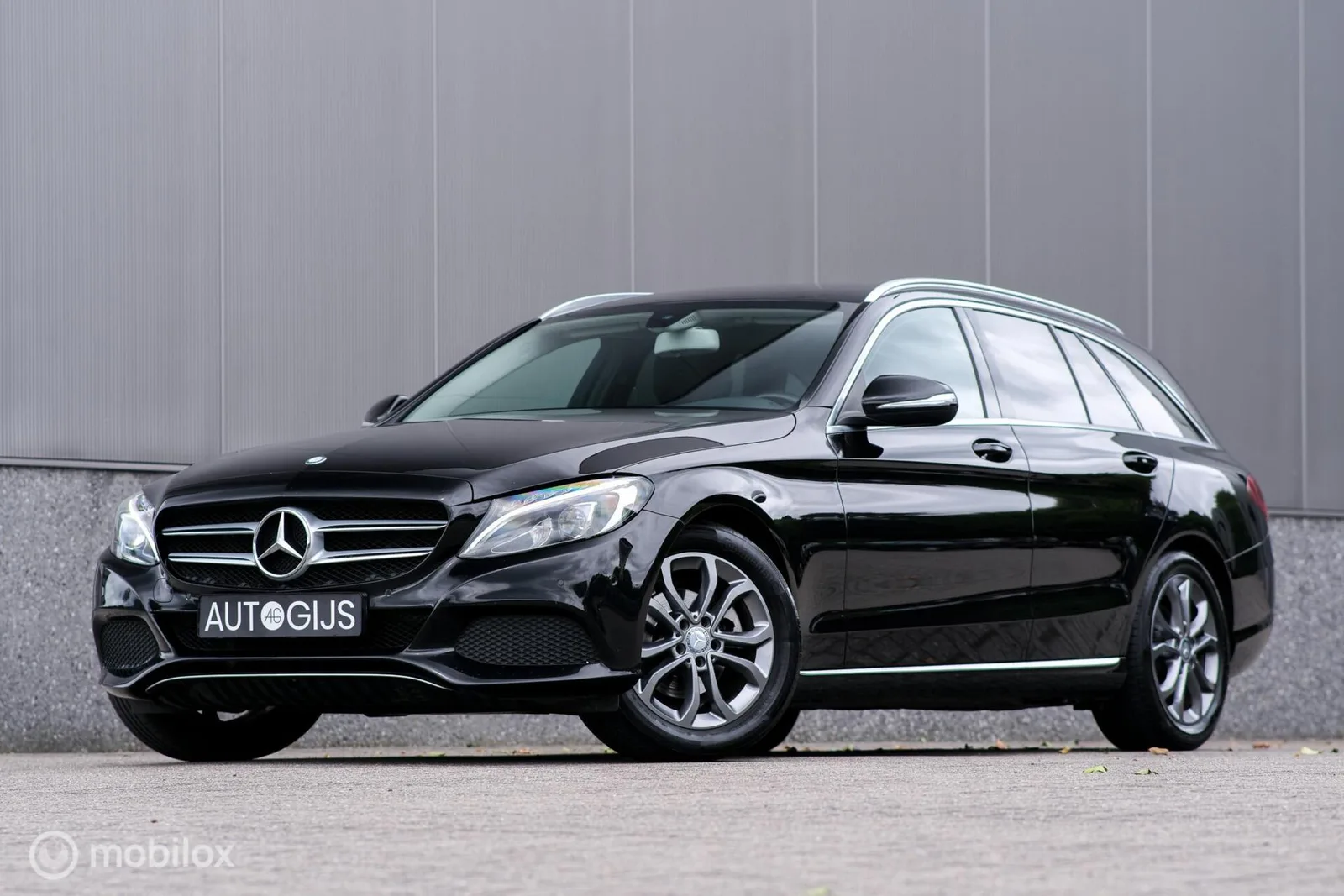 Mercedes-Benz C-Klasse (2015) — foto 1