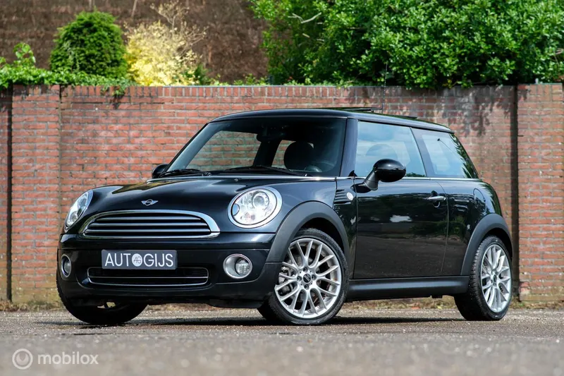 MINI Cooper (2007)