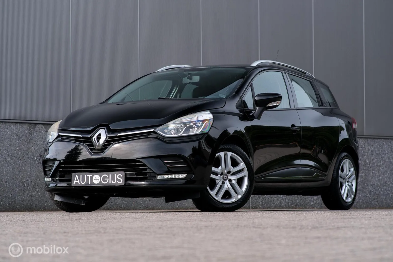 Renault Clio (2016) — foto 1