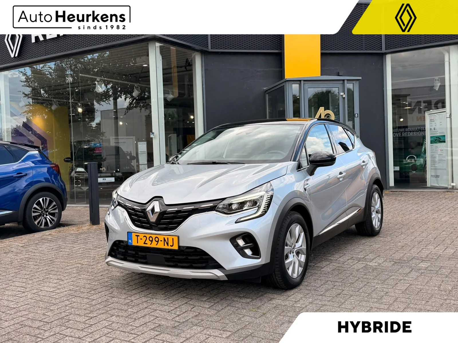 Renault Captur (2022) — foto 1
