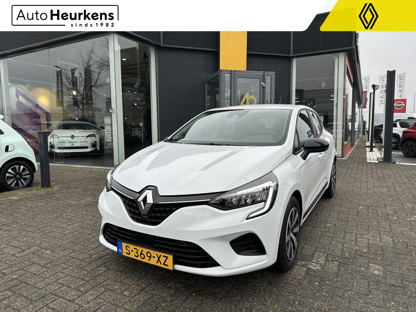Renault Clio (2023) — foto 1