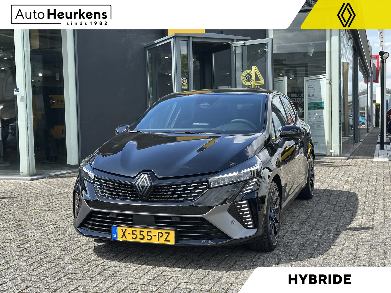 Renault Clio (2024) — foto 1