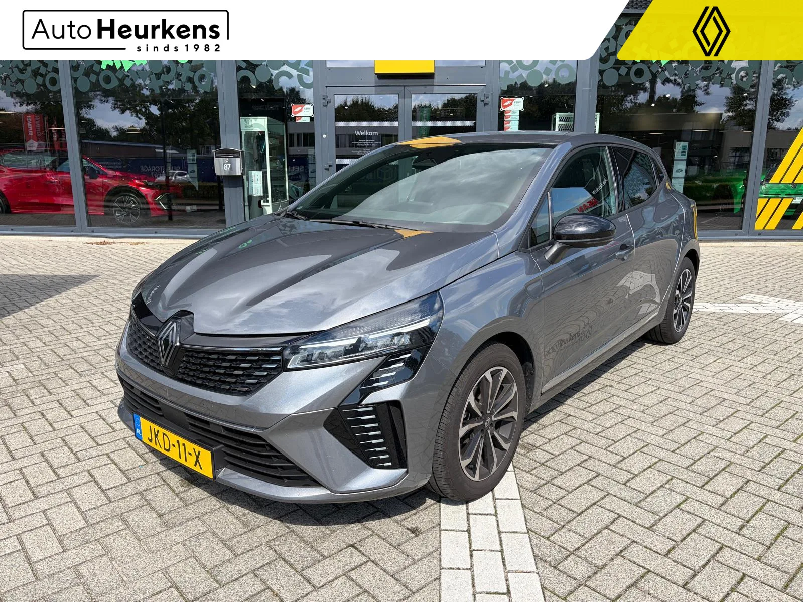 Renault Clio (2025) — foto 1