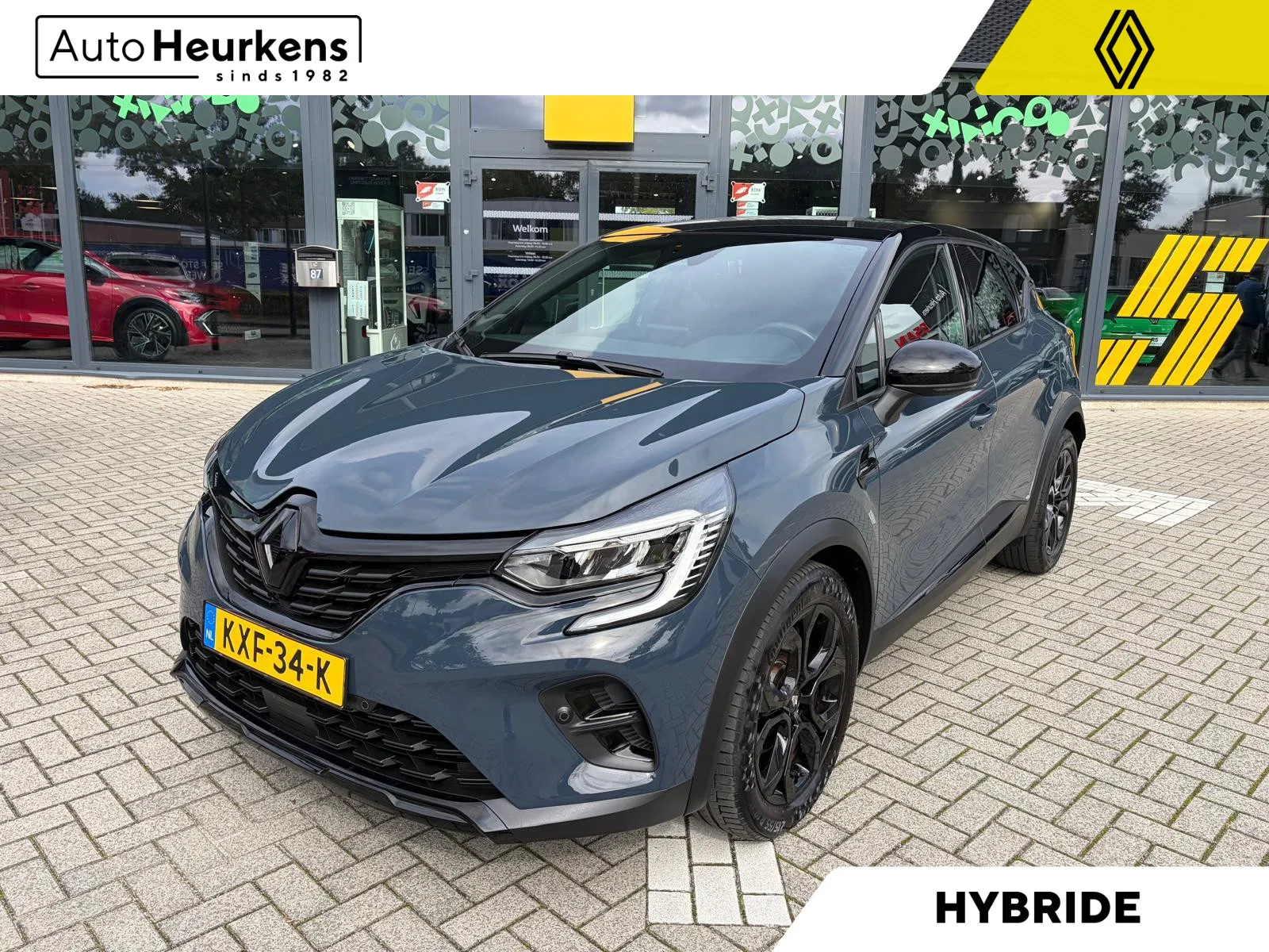 Renault Captur (2023) — foto 1