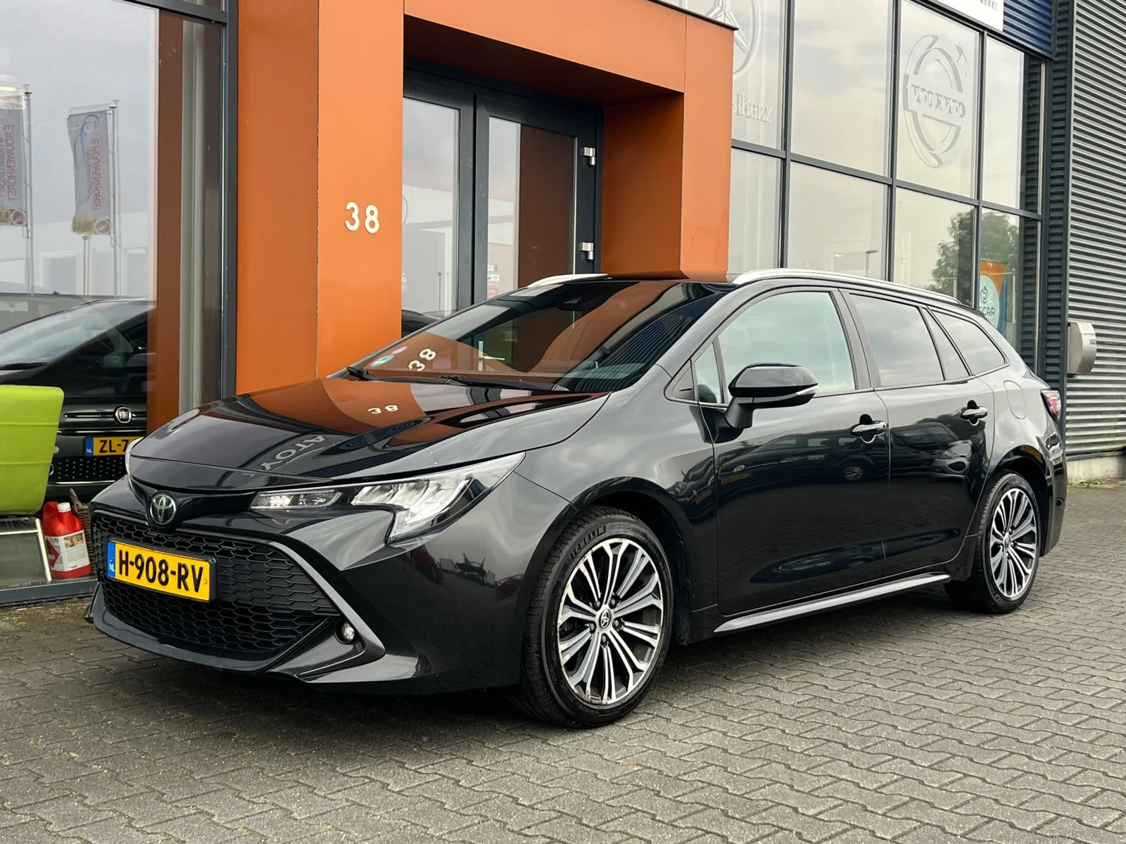 Toyota Corolla (2020) — foto 1
