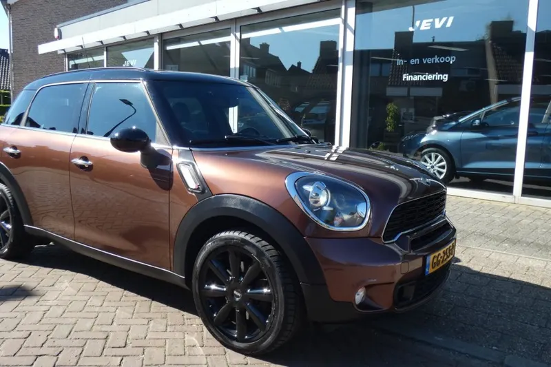 MINI Countryman (2013)