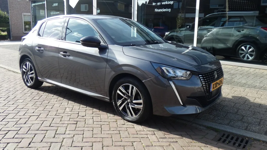 Peugeot 208 (2024) — foto 1