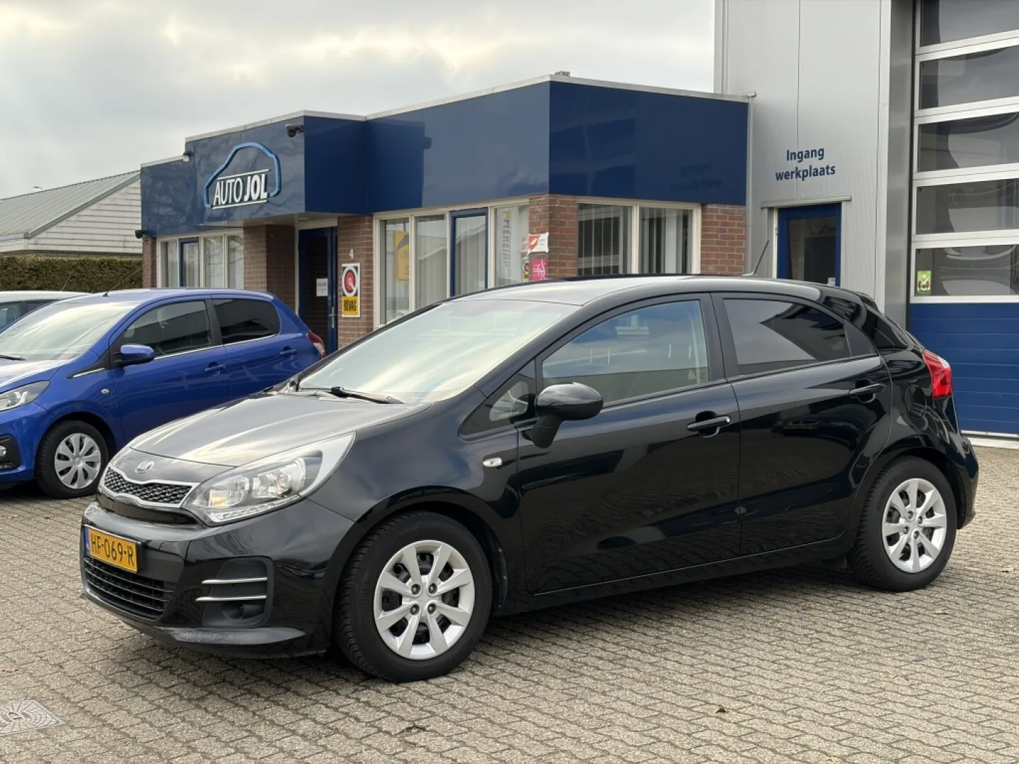 Kia Rio (2016) — foto 1