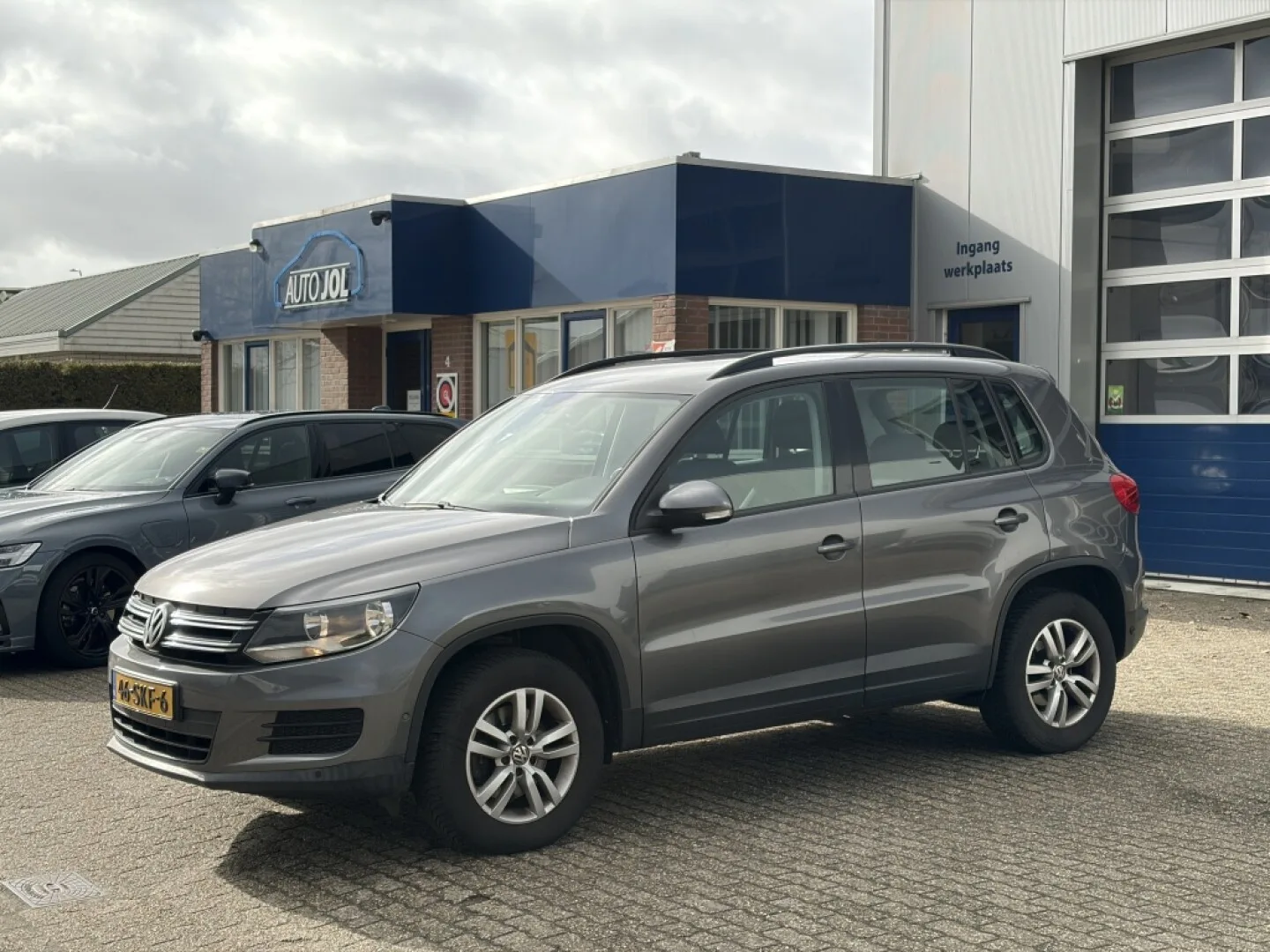 Volkswagen Tiguan (2011) — foto 1