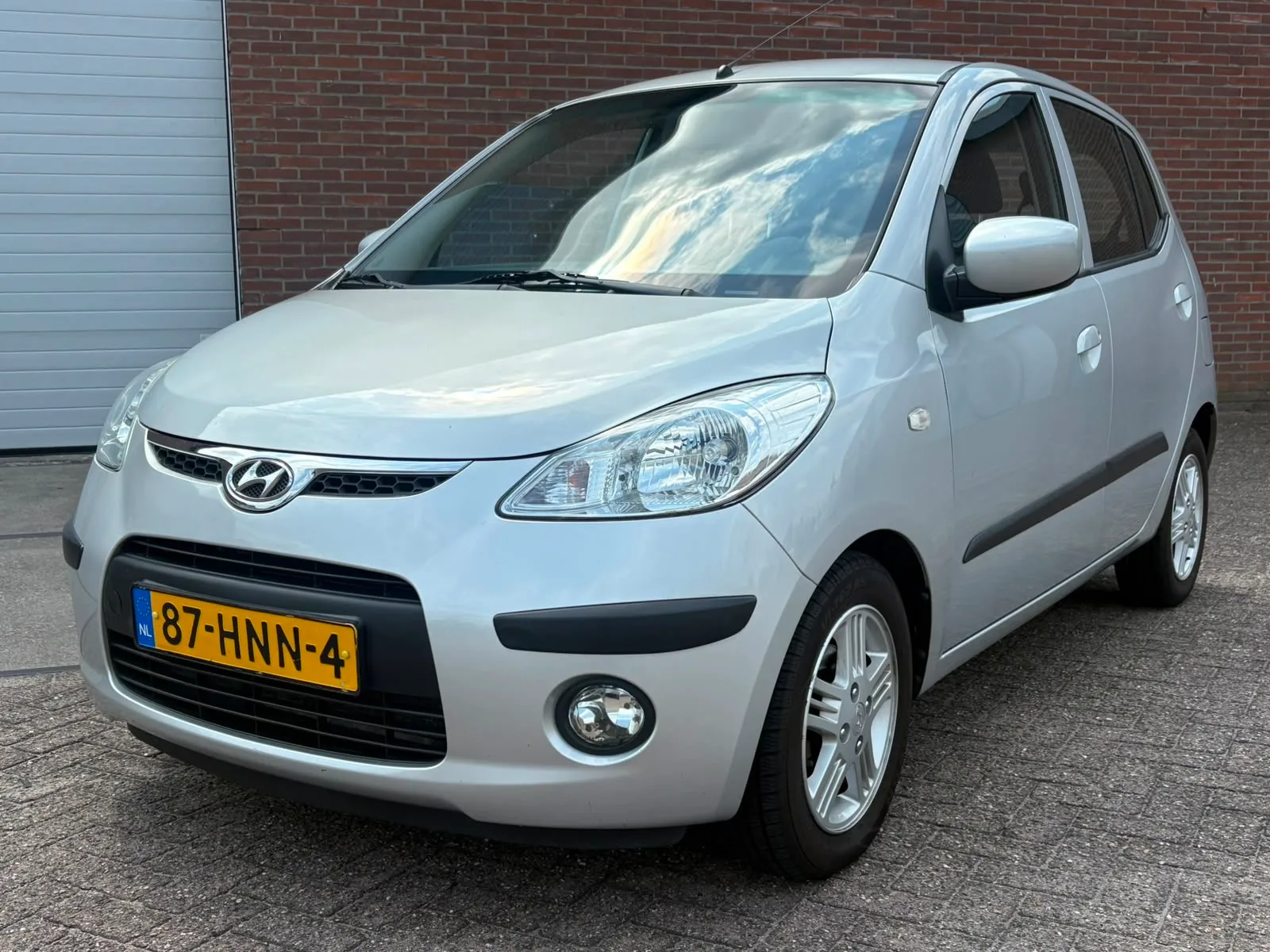 Hyundai i10 (2009) — foto 1