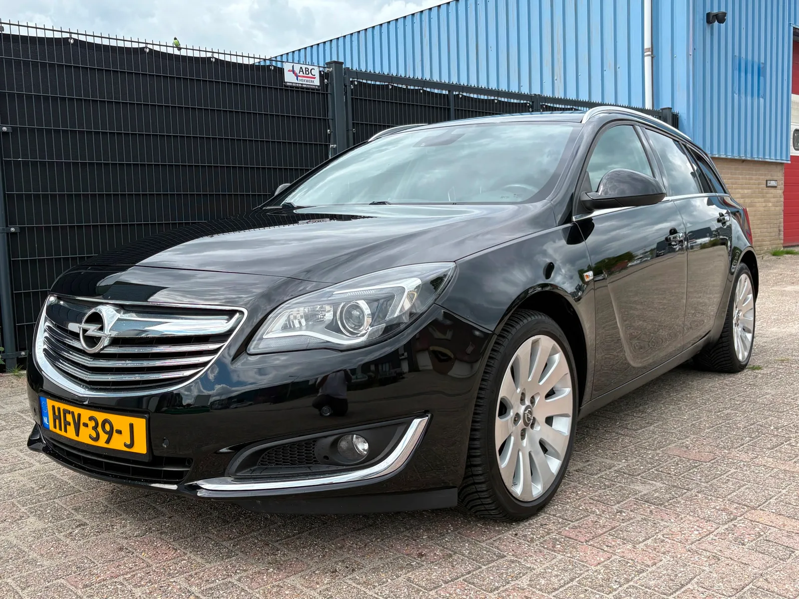 Opel Insignia (2017) — foto 1