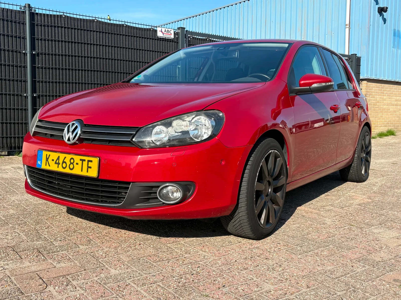 Volkswagen Golf (2010) — foto 1