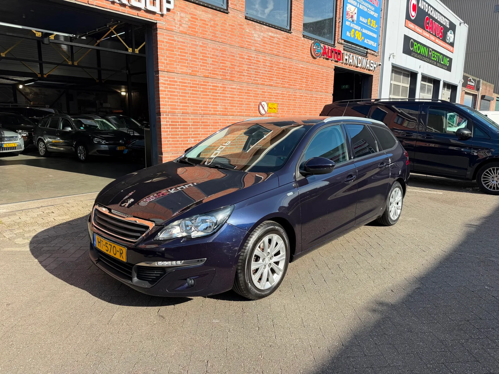 Peugeot 308 (2016) — foto 1