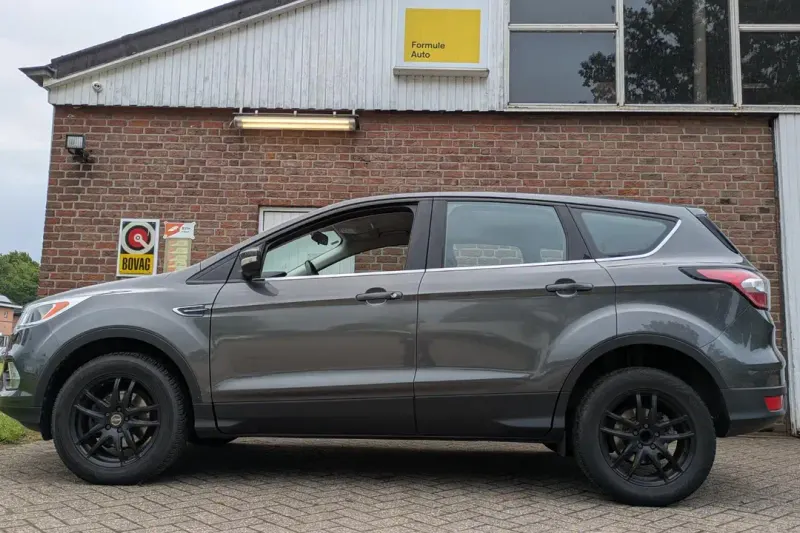 Ford Kuga (2017)