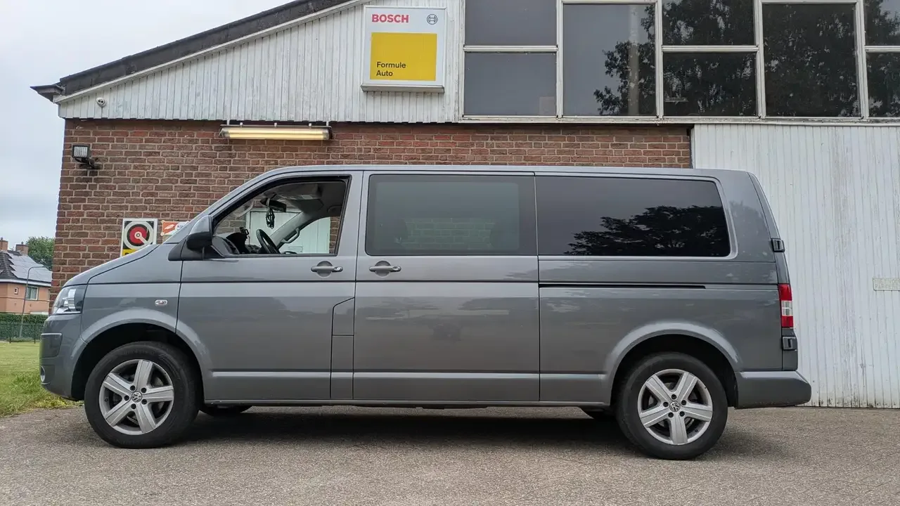 Volkswagen T5 Transporter (2015) — foto 1