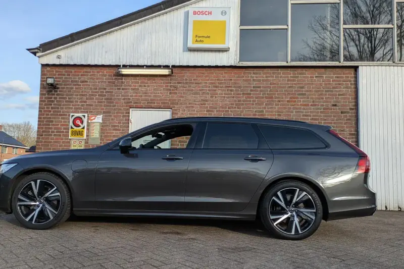 Volvo V90 (2022)
