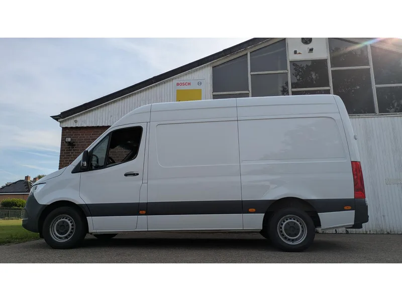 Mercedes-Benz Sprinter (0) — foto 1