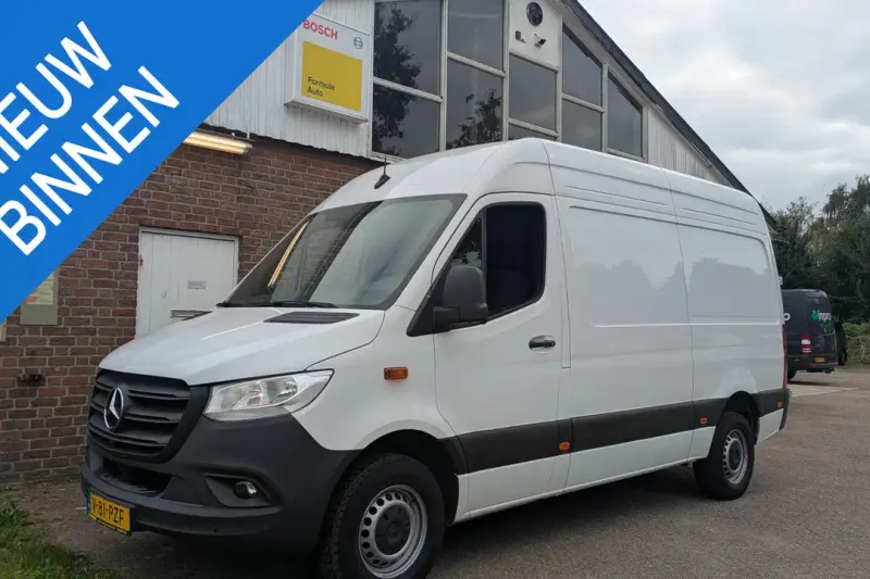 Mercedes-Benz Sprinter (2024)