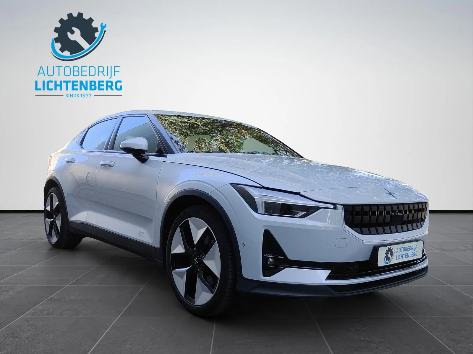 Polestar 2 (2023) — foto 1