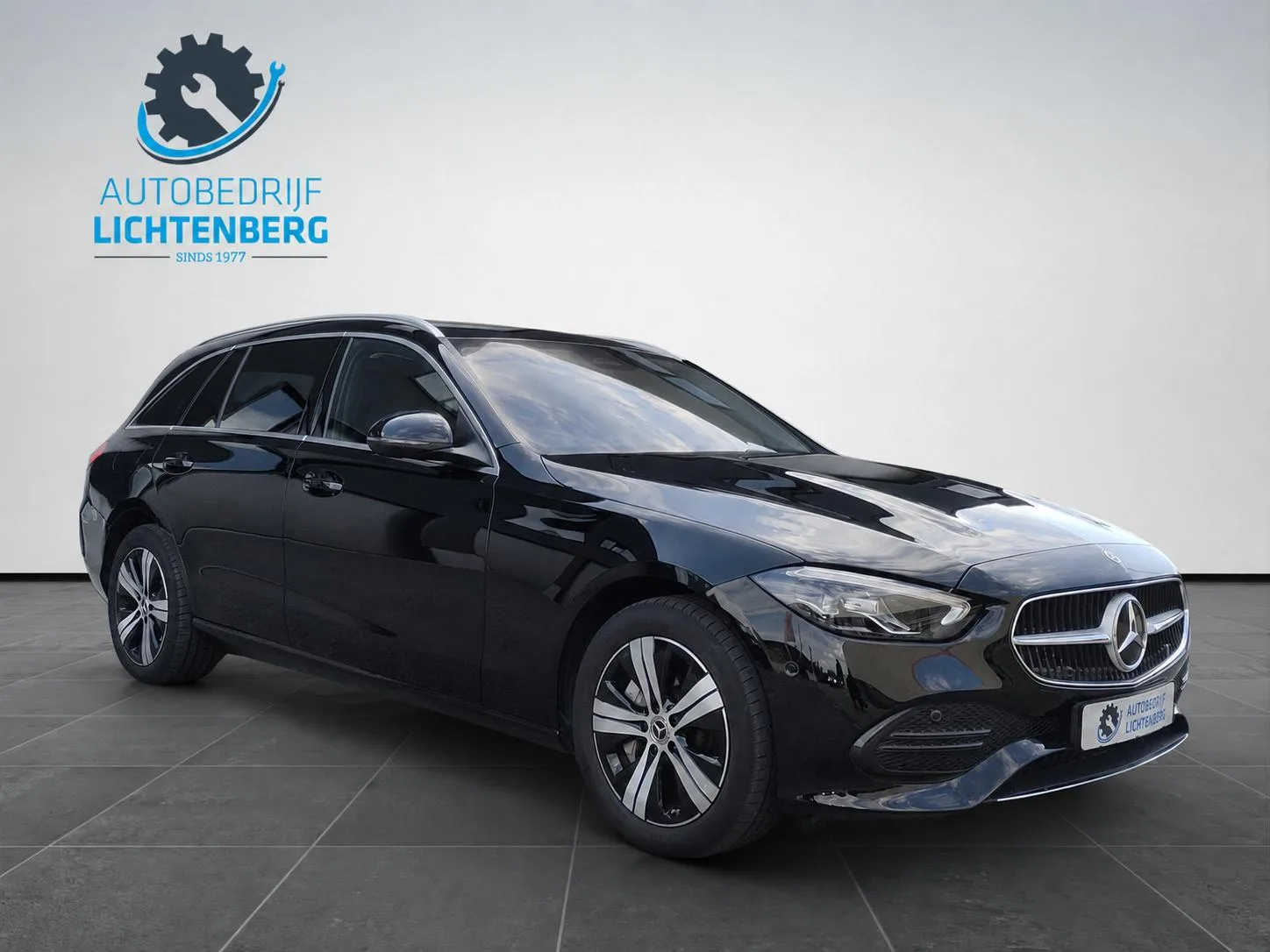 Mercedes-Benz C-Klasse (2023) — foto 1