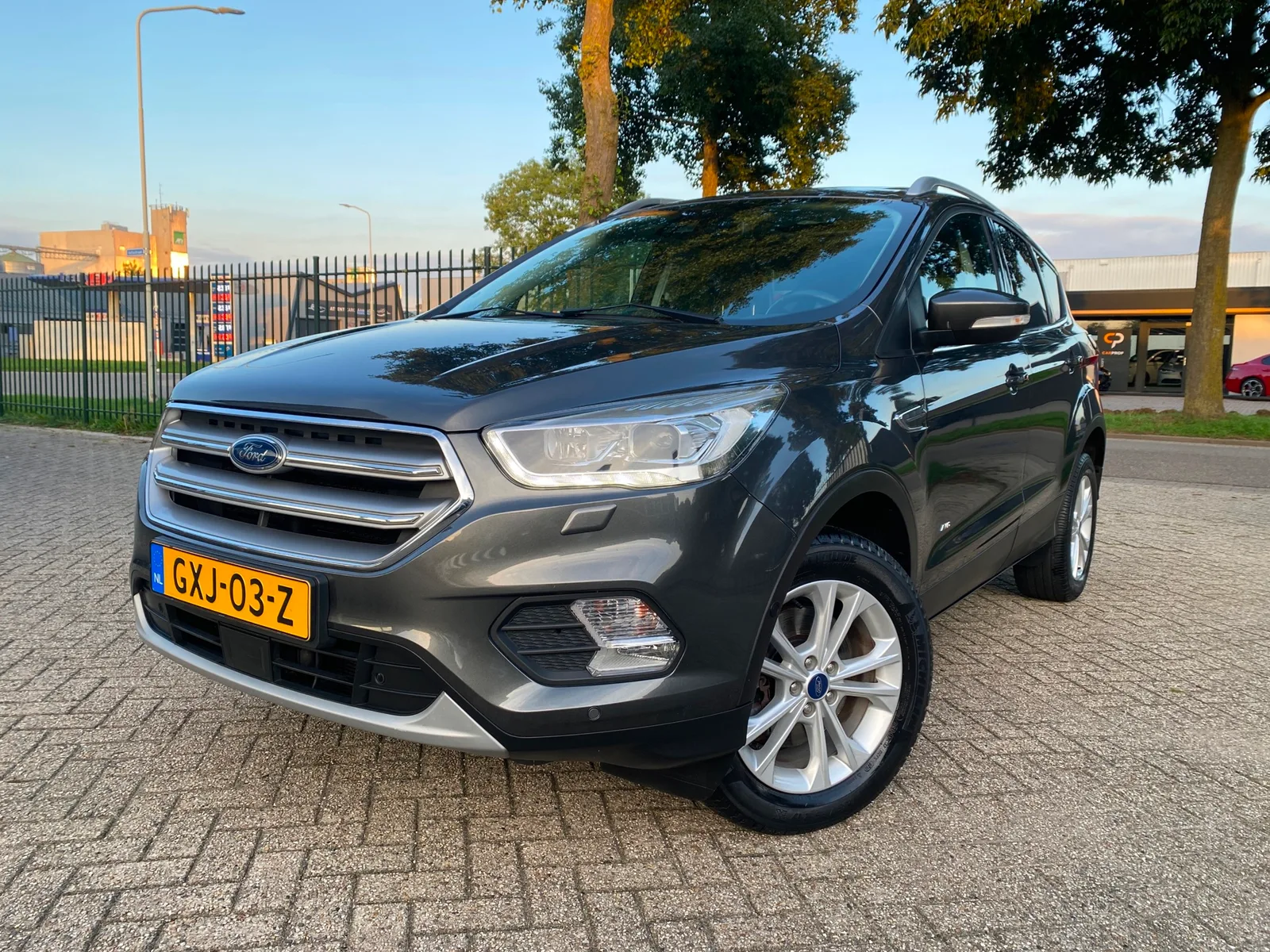 Ford Kuga (2018) — foto 1