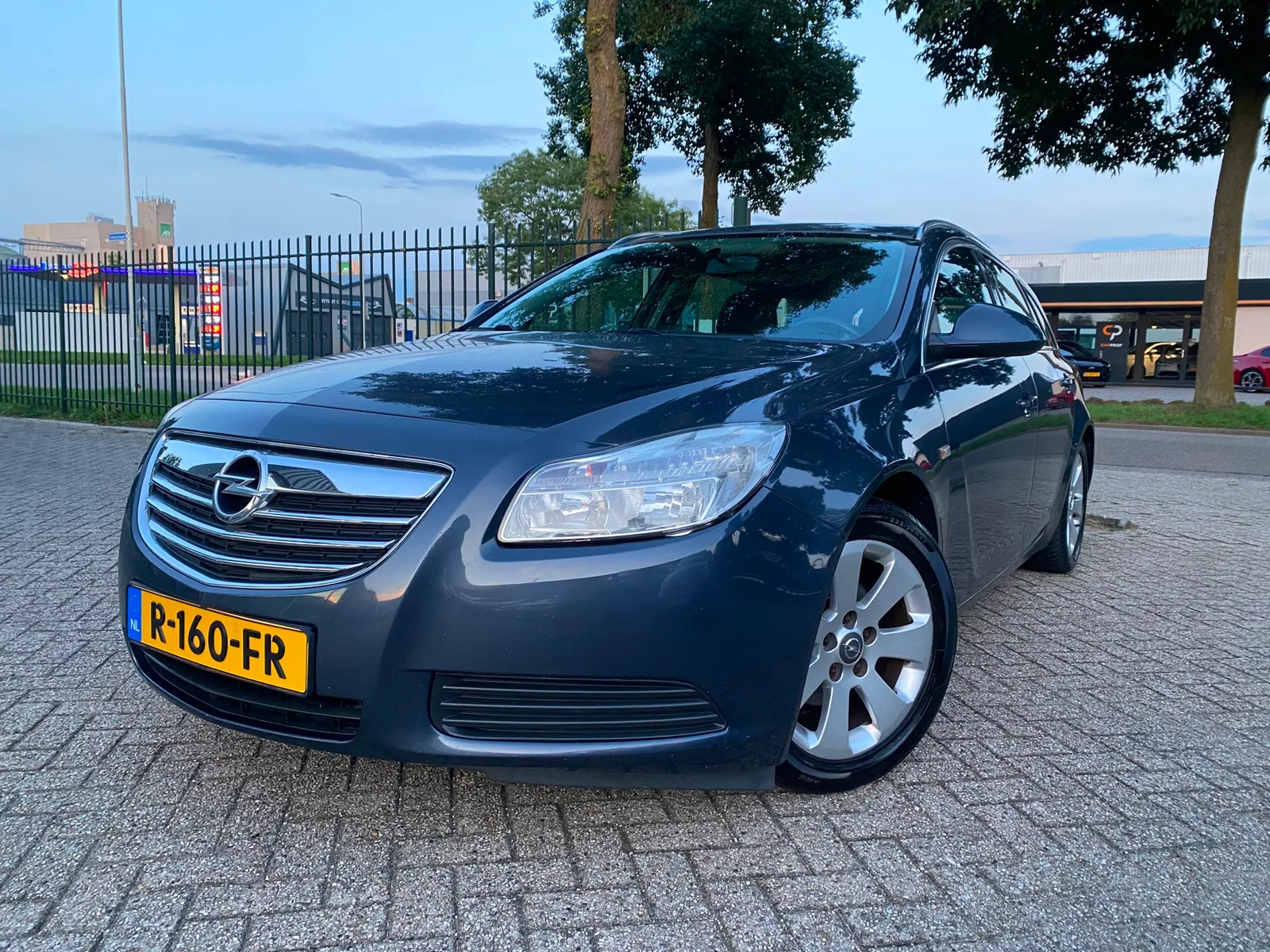 Opel Insignia (2011) — foto 1