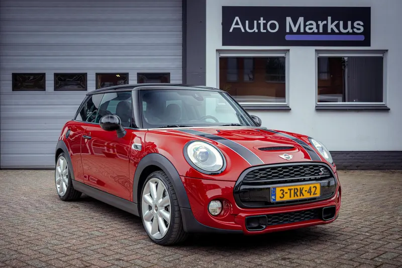 MINI Cooper (2014)