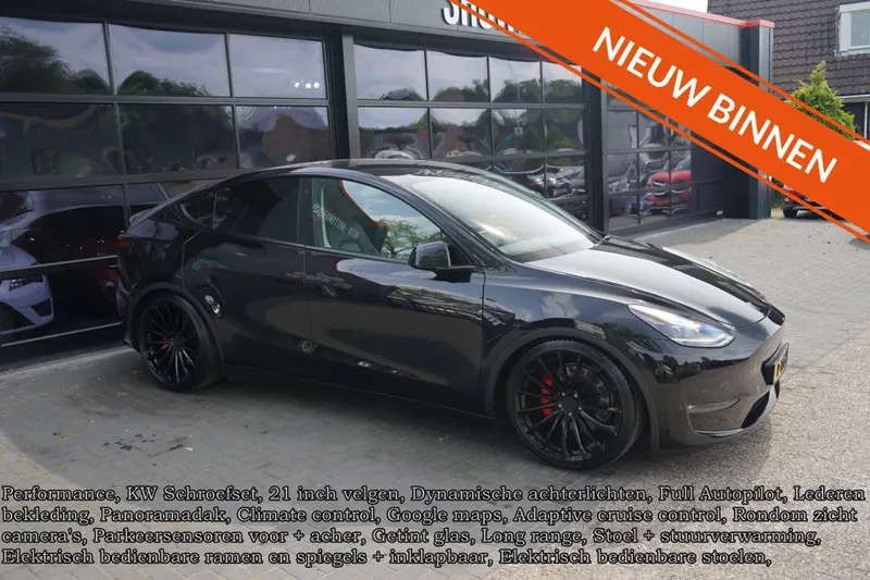 Tesla Model Y (2022)