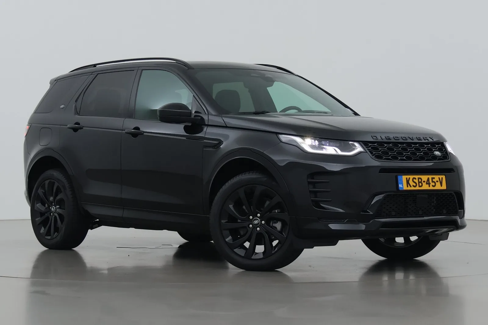 Land Rover Discovery Sport (2025) — foto 1