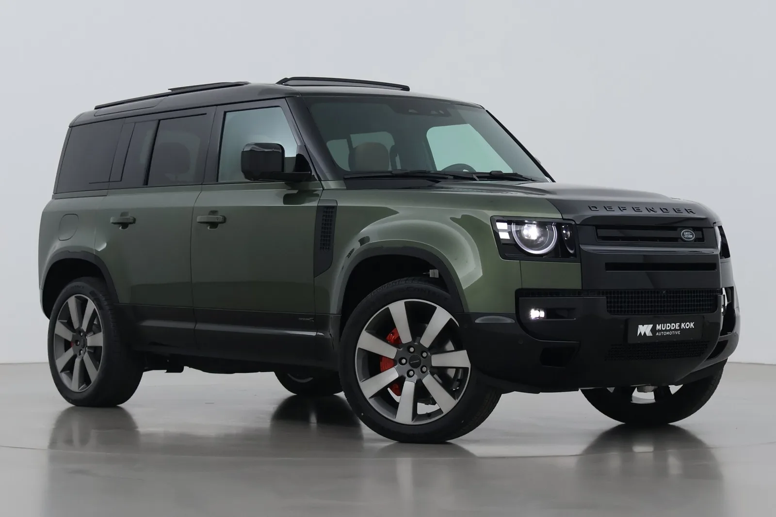 Land Rover Defender (2026) — foto 1
