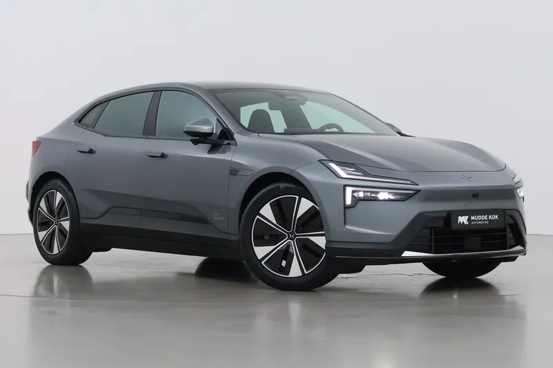 Polestar 4 (2025)