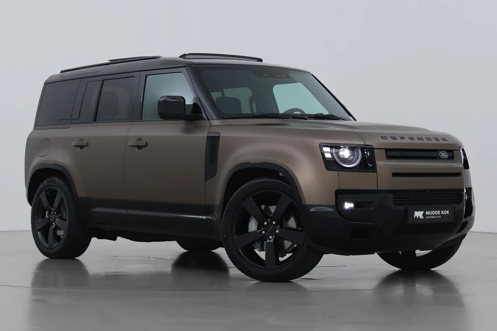 Land Rover Defender (2026) — foto 1