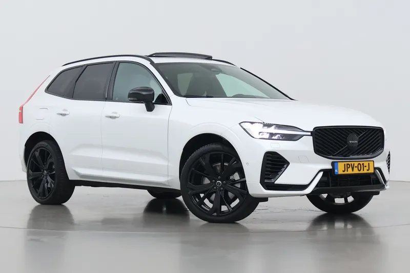Volvo XC60 (2025)