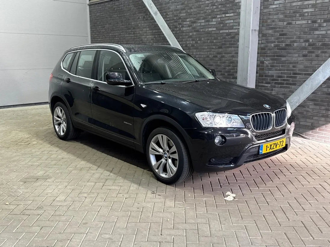 BMW X3 (2014) — foto 1