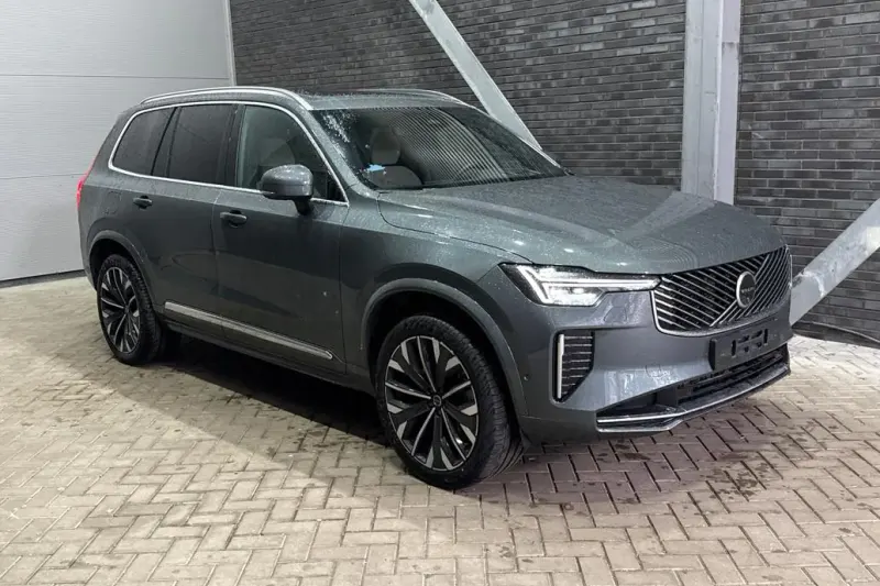 Volvo XC90 (2026)